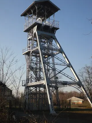 Photo puits musée de l'ardoise